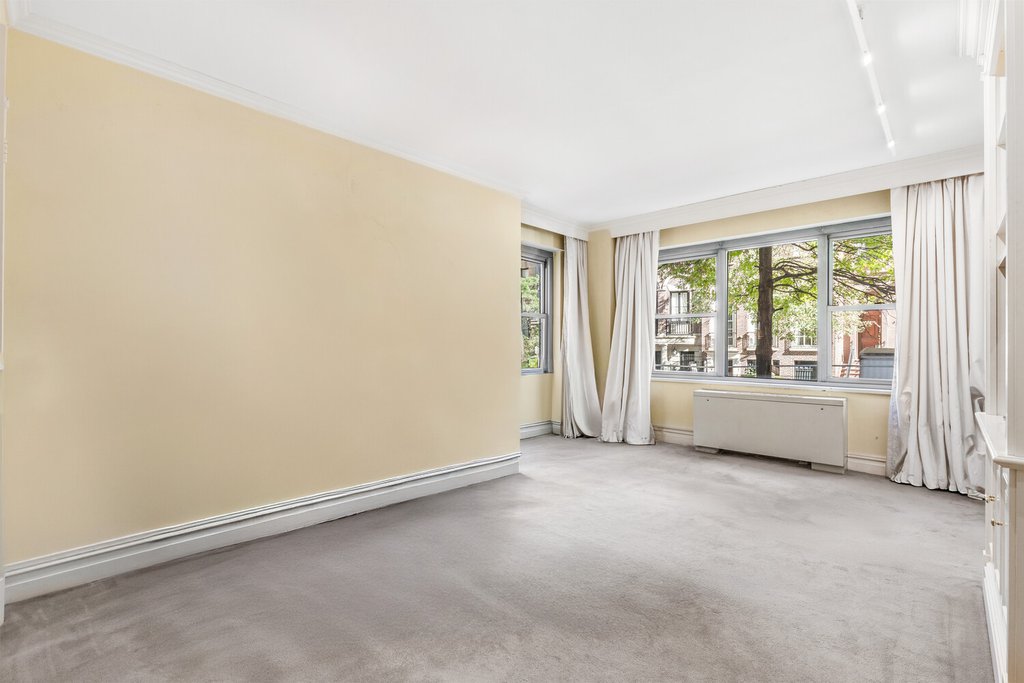 650 Park Avenue, Unit 2C photo 8