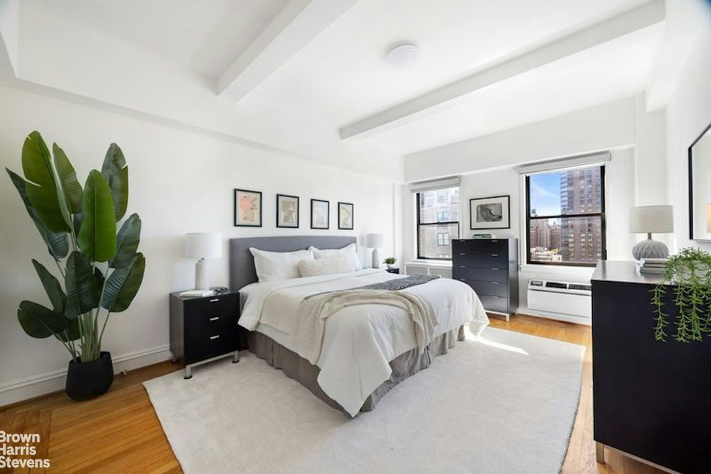 49 East 96th Street, Unit 16D photo 5