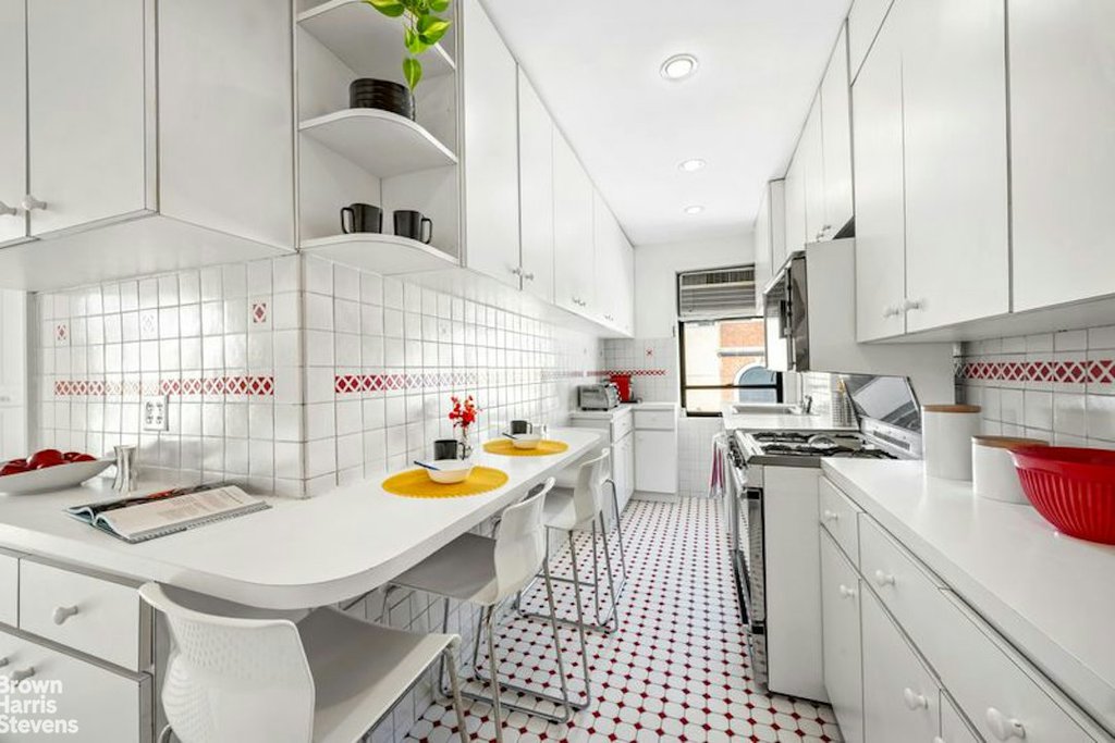 49 East 96th Street, Unit 16D photo 8