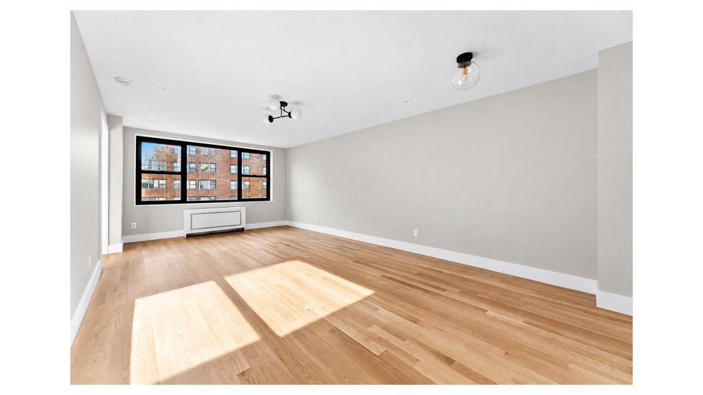 1474 Third Avenue, Unit 12S photo 2