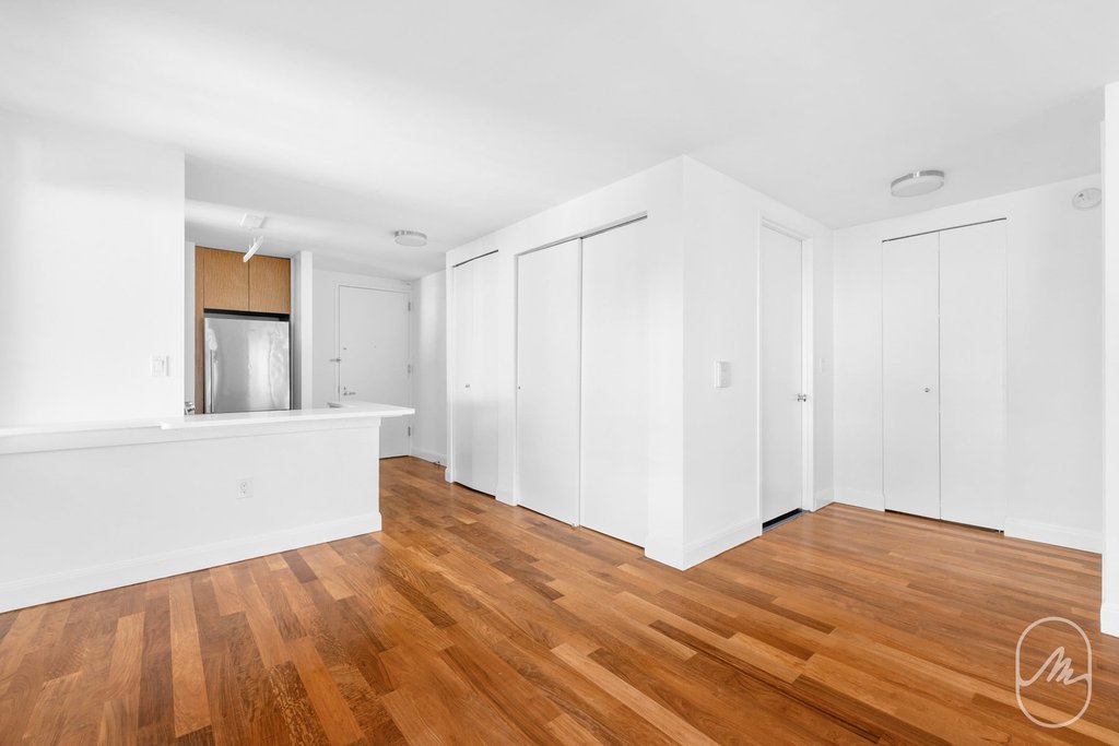 290 Third Avenue, Unit 22A photo 8