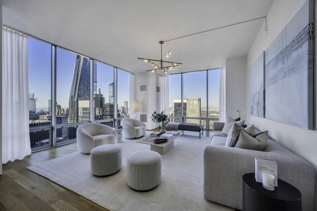 641 Fifth Avenue, Unit 23A