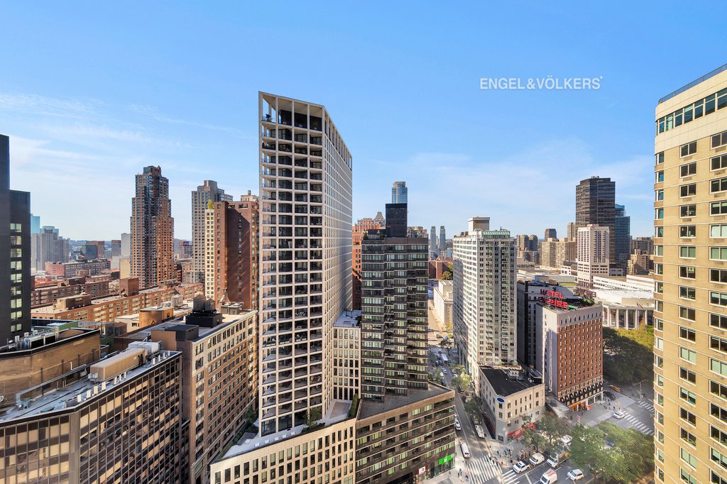 15 Central Park West, Unit 25E photo 3