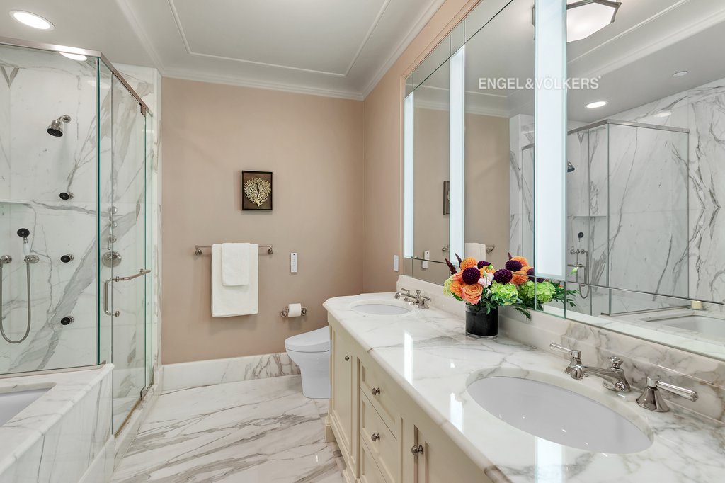 15 Central Park West, Unit 25E photo 8