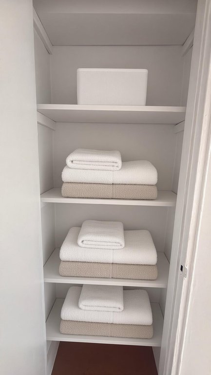 201 West 21st Street, Unit 6E photo 5