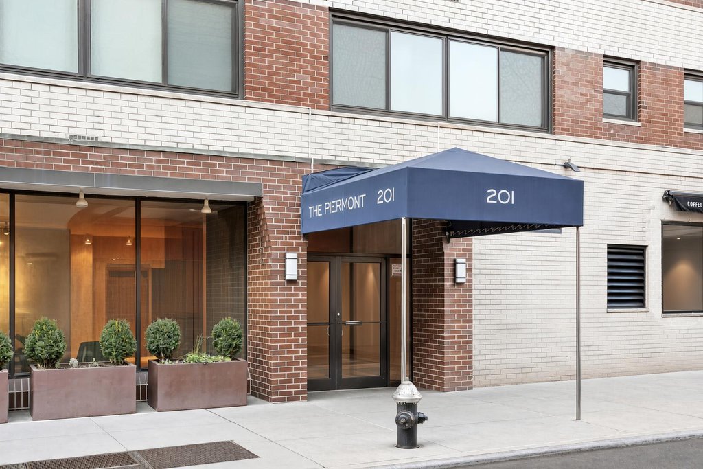 201 West 21st Street, Unit 6E photo 6