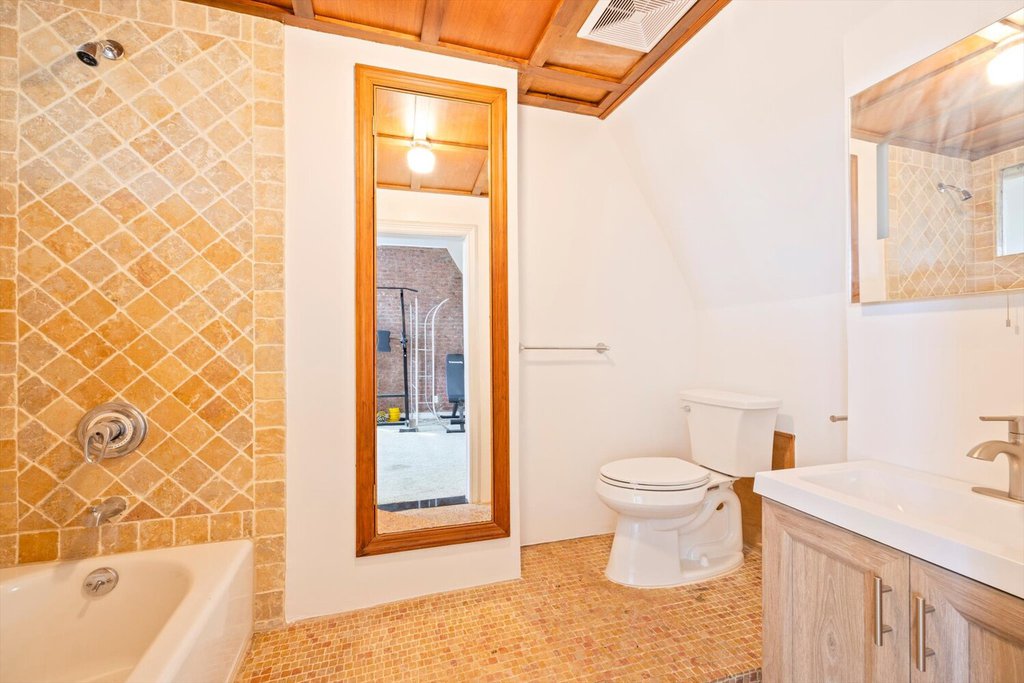 329 Convent Avenue – For Sale photo 22