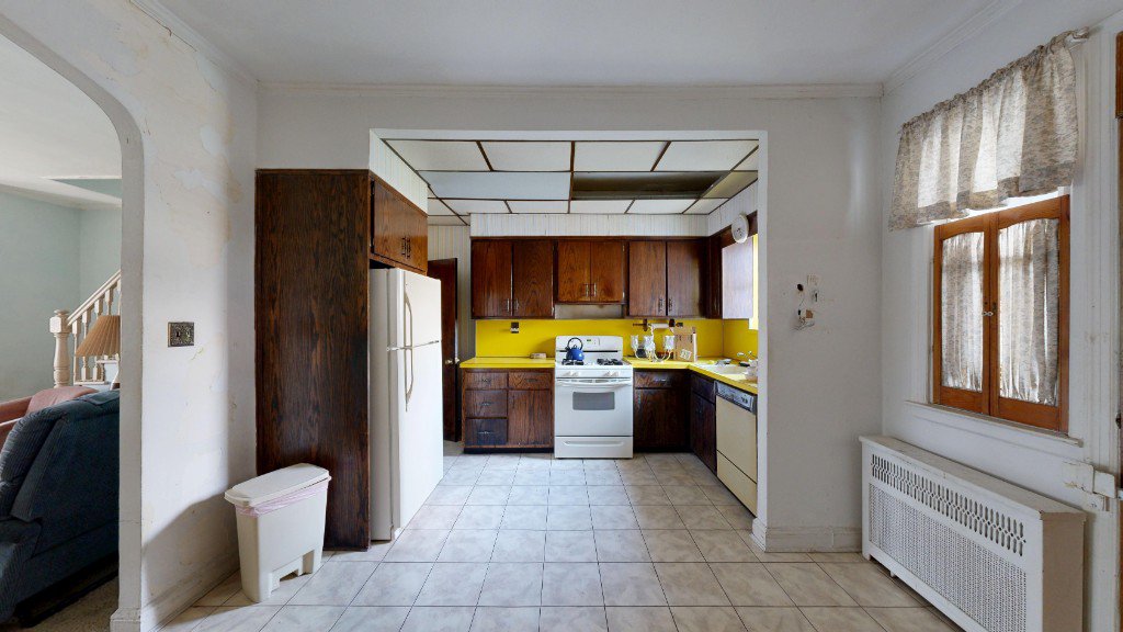 2168 East 28th Street – For Sale photo 13