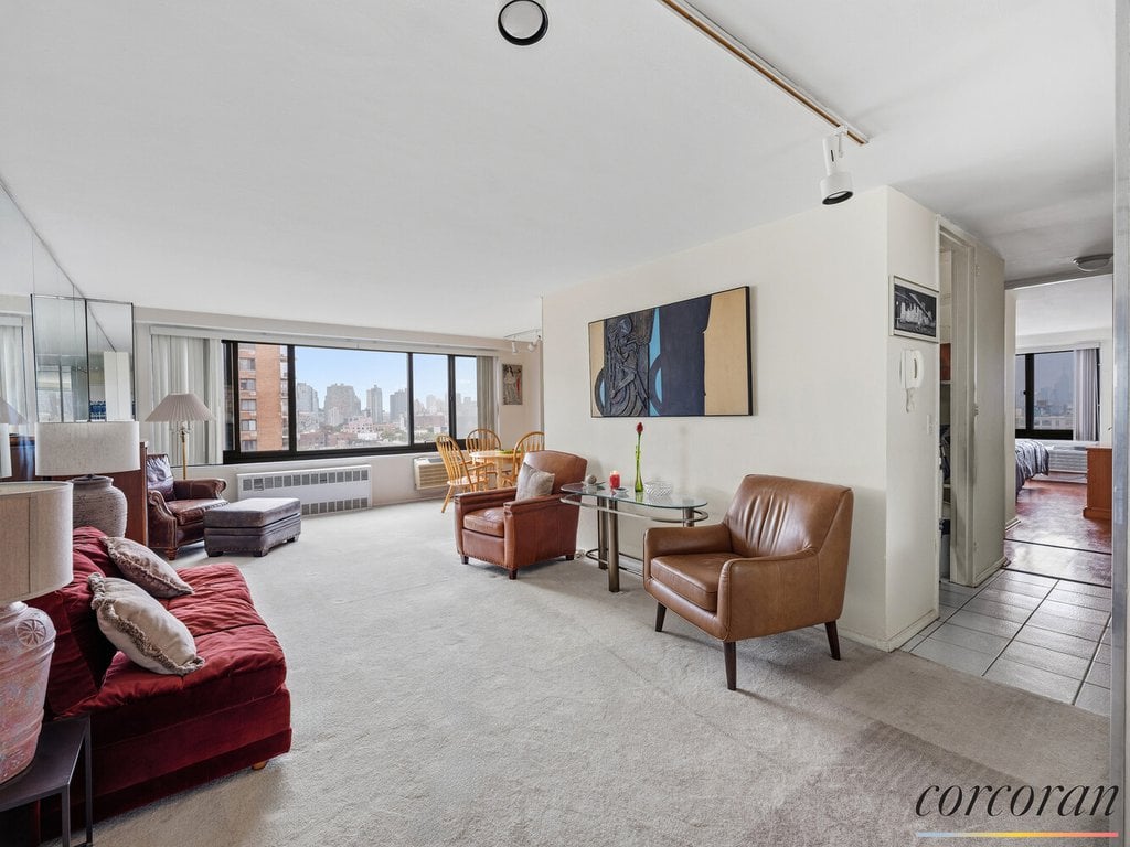 195 Willoughby Avenue, Unit 1415