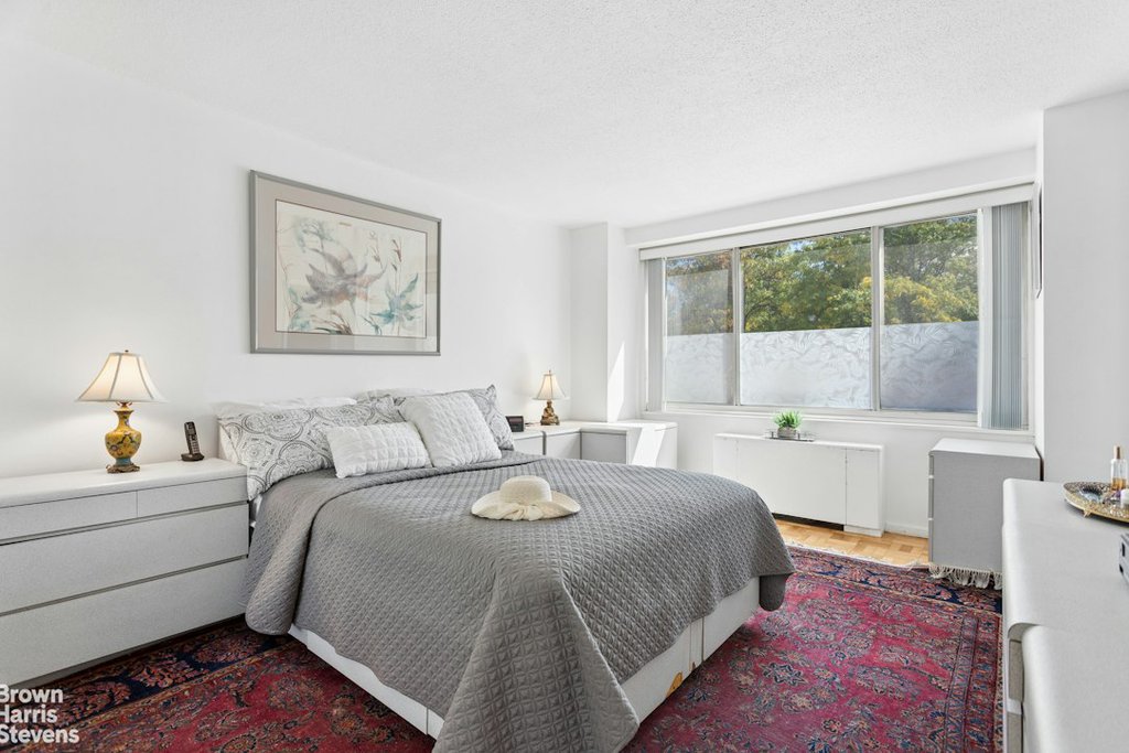 3333 Henry Hudson Parkway, Unit 2A photo 10