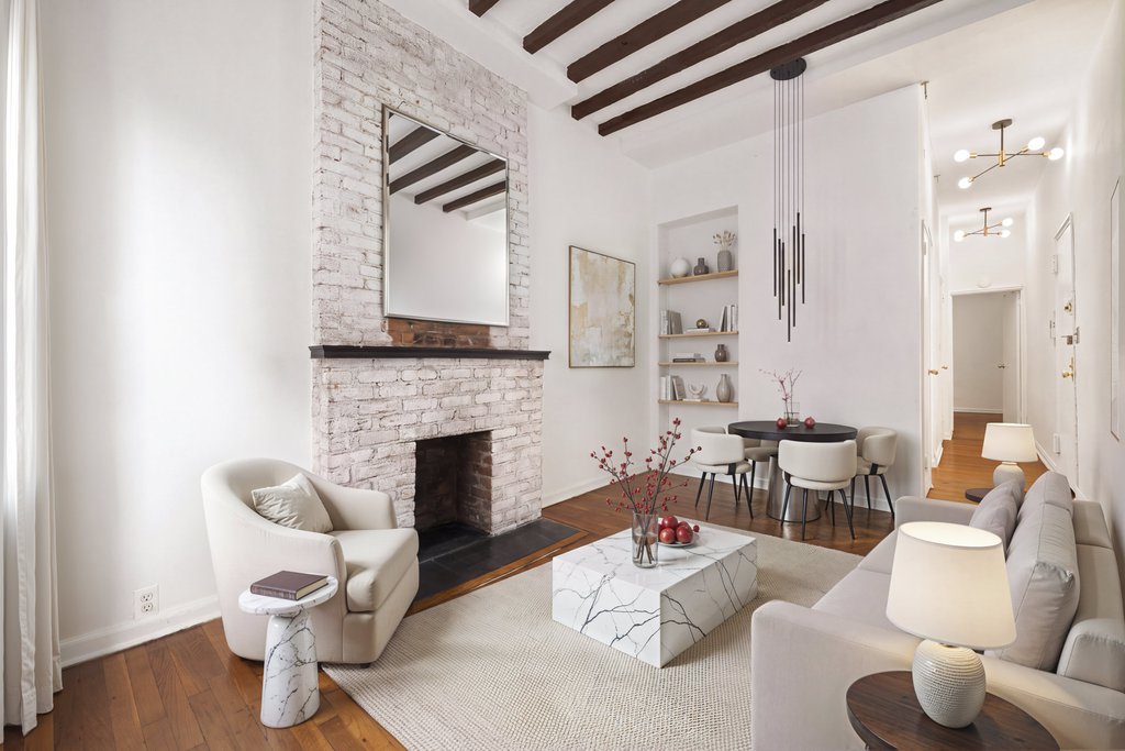 431 West 54th Street, Unit 1A photo 3