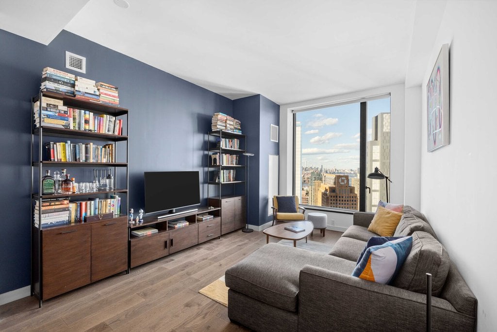 11 Hoyt Street, Unit 45B