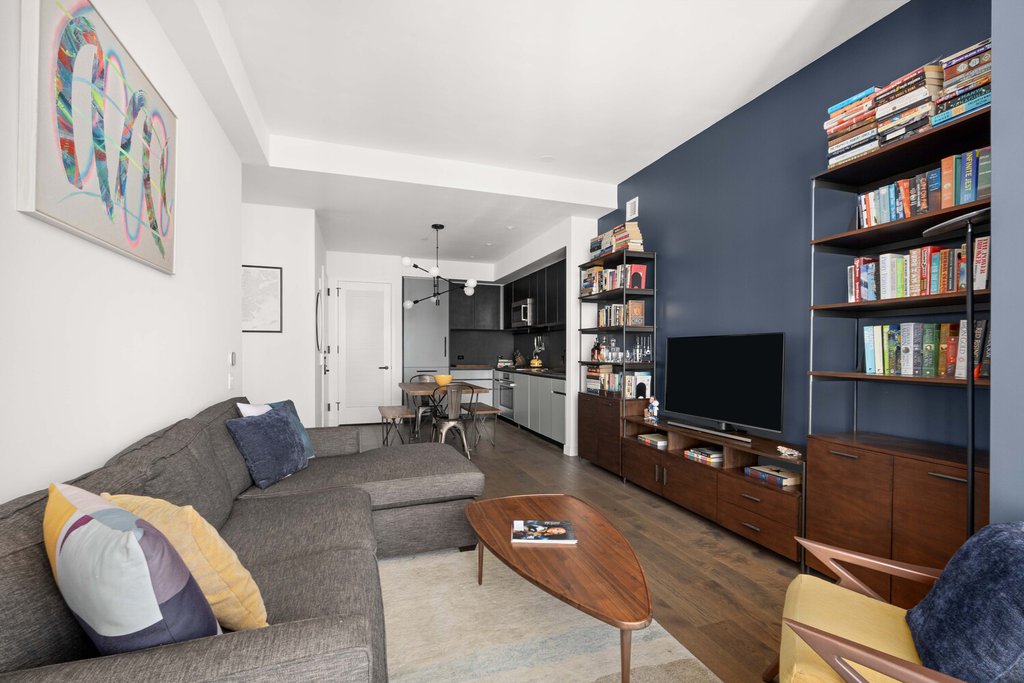 11 Hoyt Street, Unit 45B photo 2