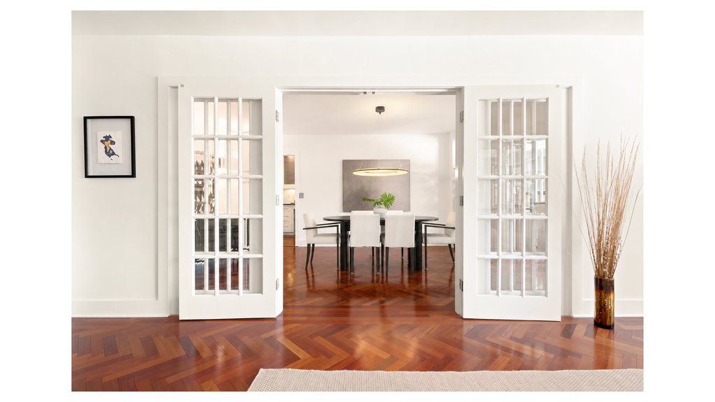 35 Sutton Place, Unit 9E photo 4