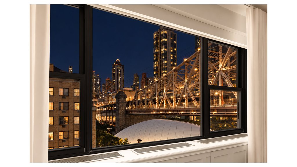35 Sutton Place, Unit 9E photo 13
