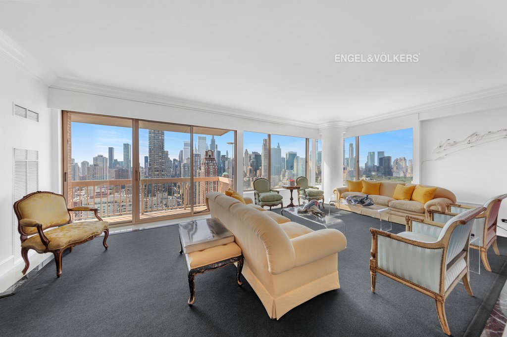 200 East 69th Street, Unit 34C photo 2