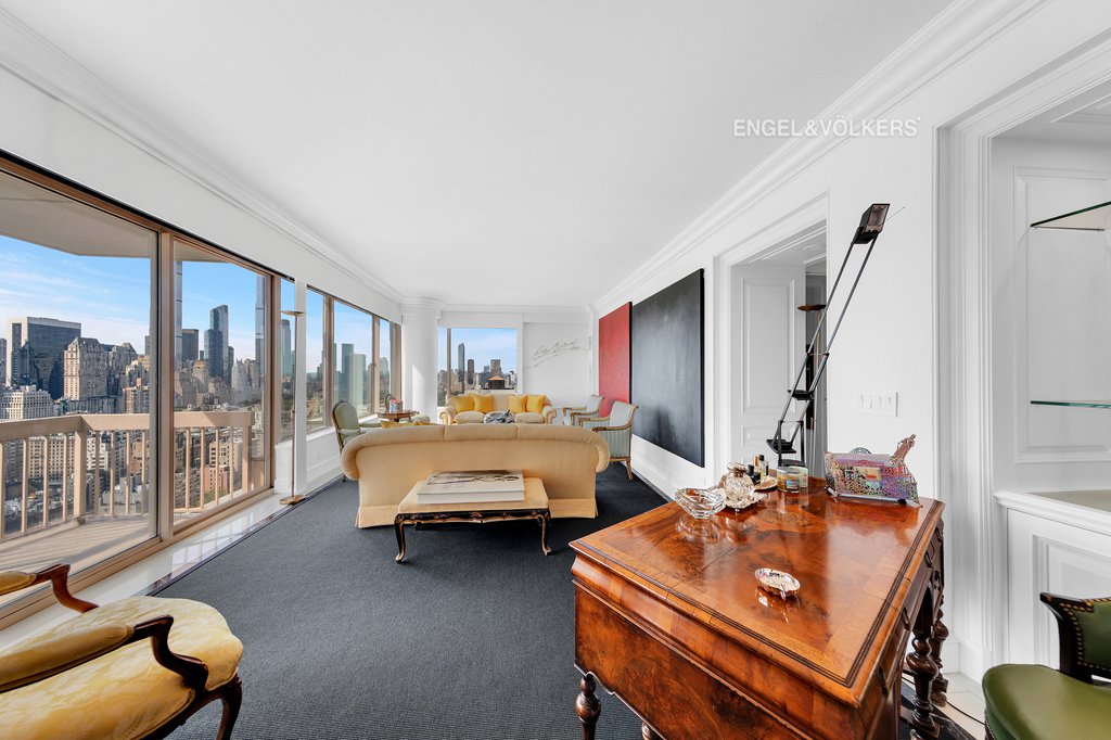 200 East 69th Street, Unit 34C photo 4