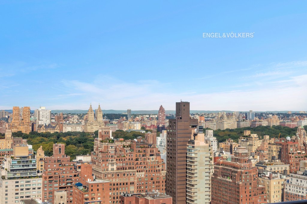 200 East 69th Street, Unit 34C photo 8
