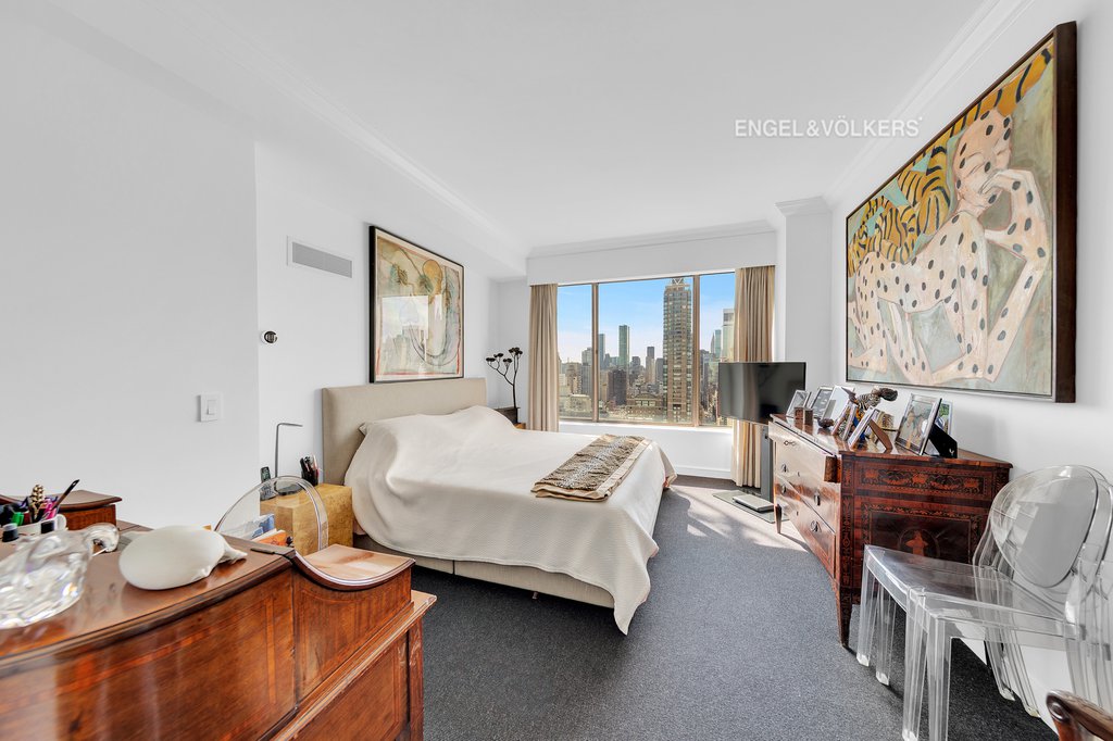 200 East 69th Street, Unit 34C photo 14
