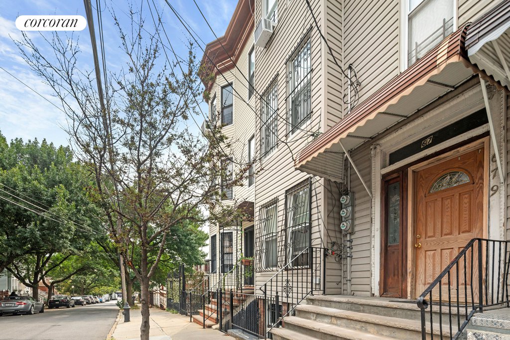 679 Eagle Avenue – For Sale photo 13