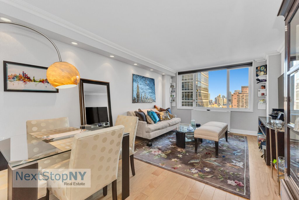 245 East 54th Street, Unit 29L