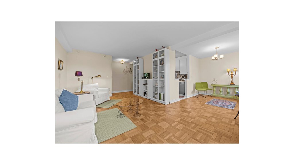 5500 Fieldston Road, Unit 6FF photo 2