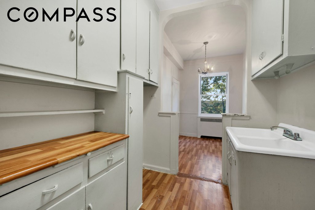 360 Cabrini Boulevard, Unit 3N photo 8