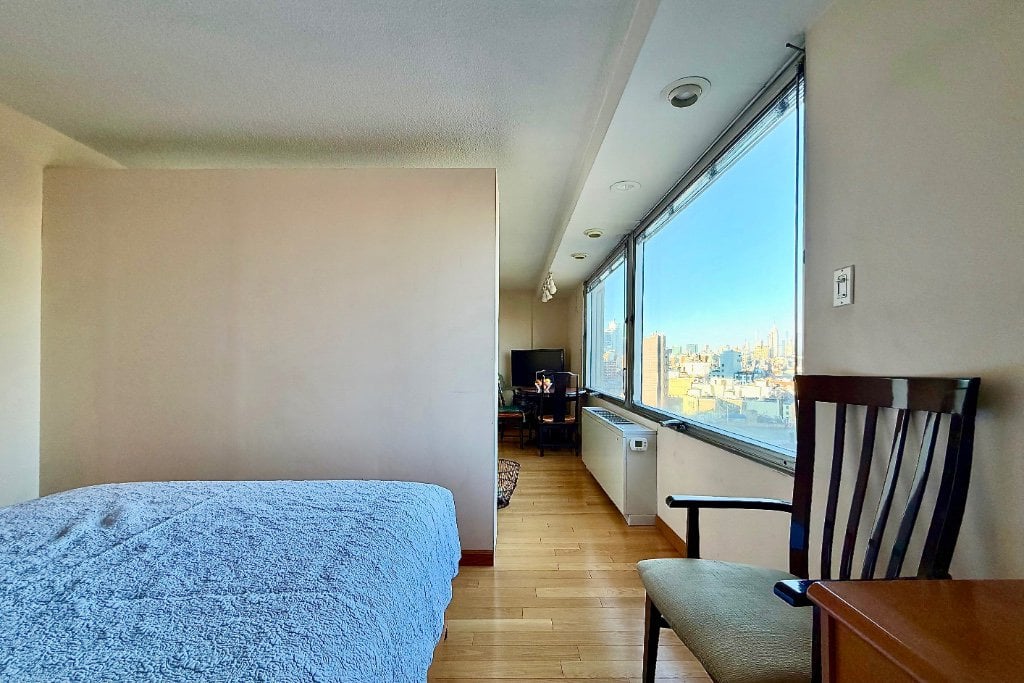 180 Park Row, Unit 13E photo 8