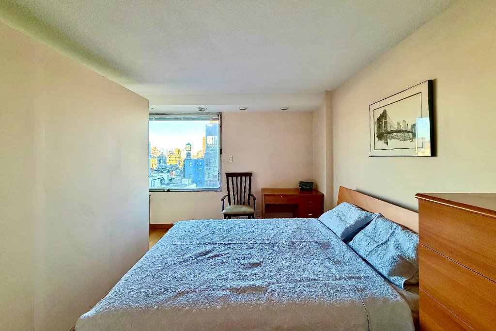 180 Park Row, Unit 13E photo 9
