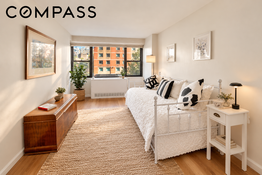 115 East 9th Street, Unit 3H photo 5