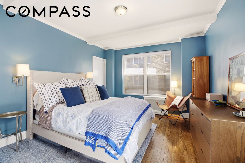 60 Gramercy Park North, Unit 8D photo 8