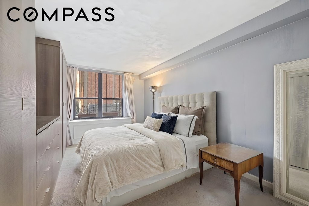 301 East 62nd Street, Unit 2B photo 7