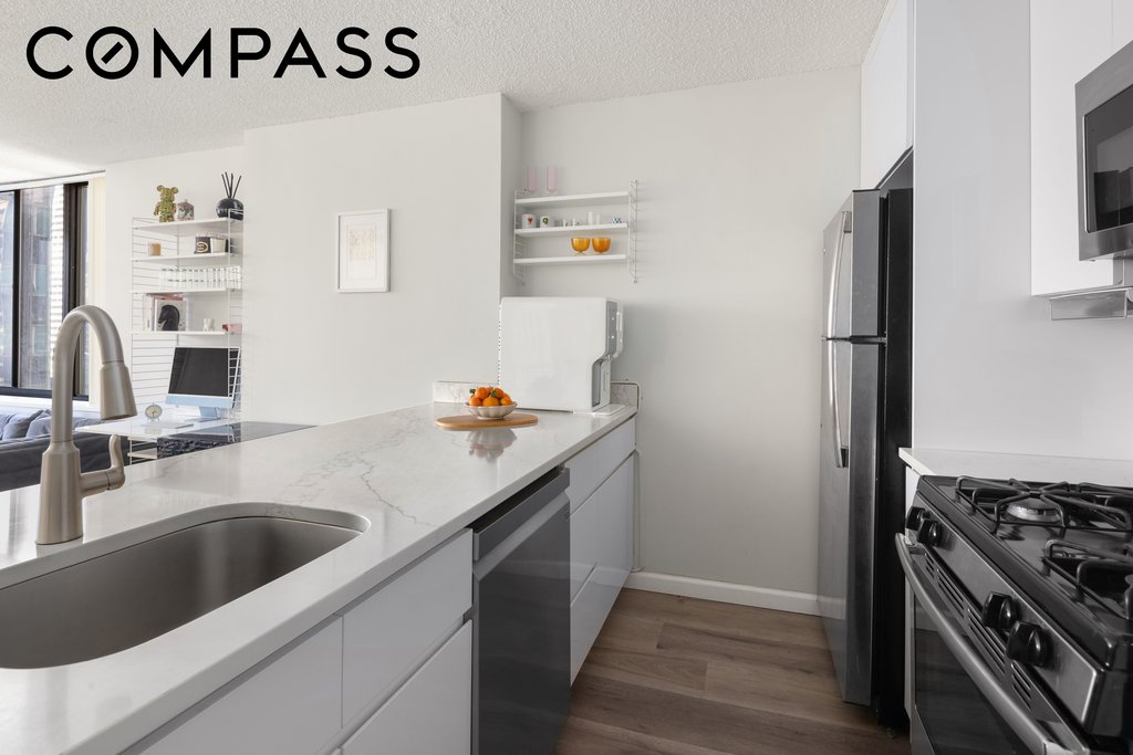 445 Fifth Avenue, Unit 21A photo 5