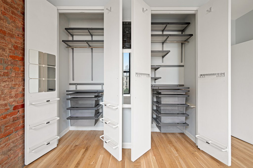 185 East 2nd Street, Unit 3A photo 4