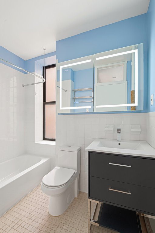 185 East 2nd Street, Unit 3A photo 5