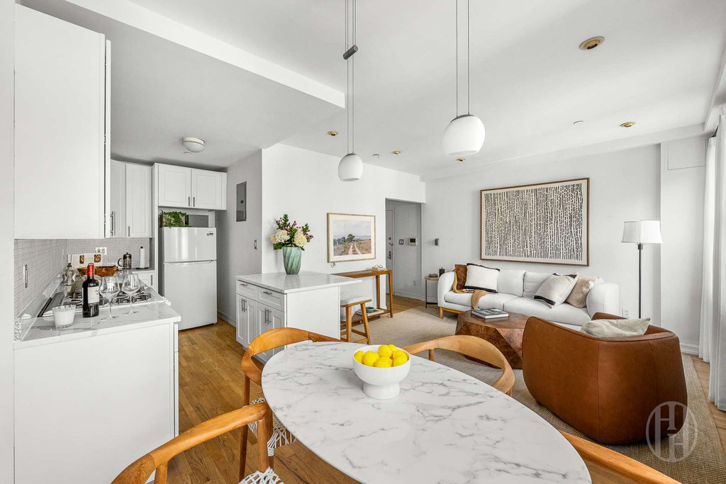 407 East 12th Street, Unit 4FNE photo 3