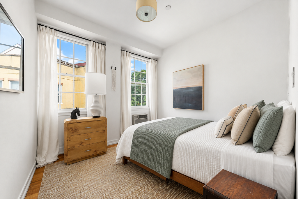 407 East 12th Street, Unit 4FNE photo 9