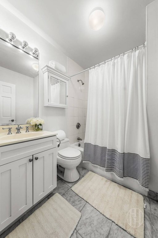 407 East 12th Street, Unit 4FNE photo 10