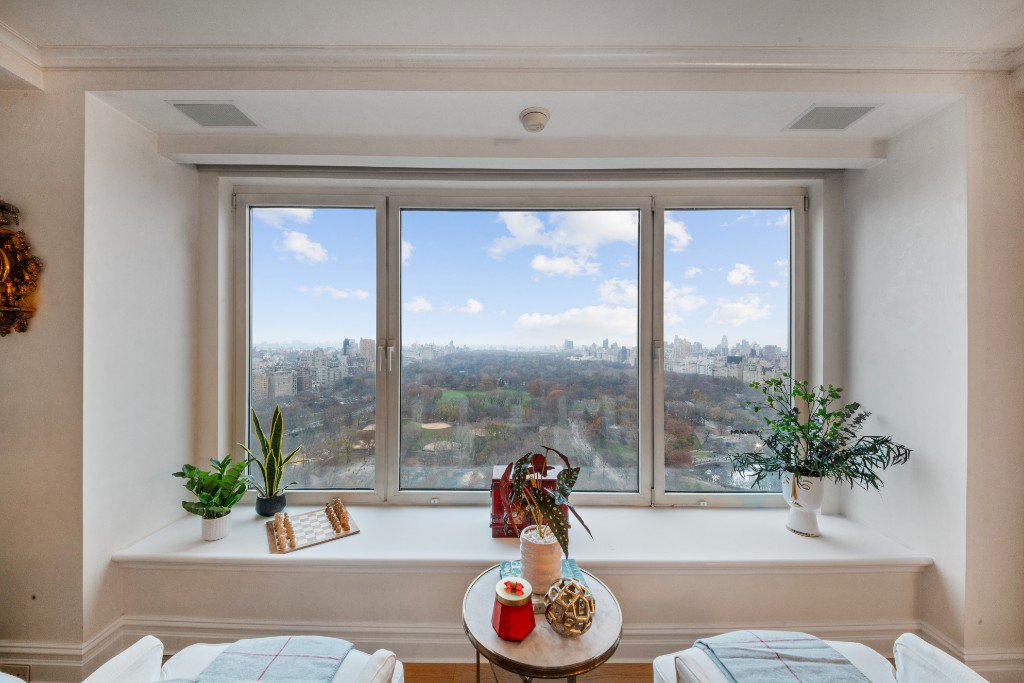 160 Central Park South, Unit 3401 photo 8