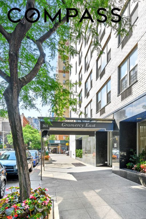 301 East 22nd Street, Unit 10B photo 7