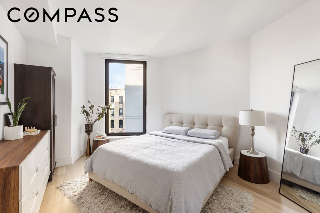 111 Montgomery Street, Unit 7L photo 4