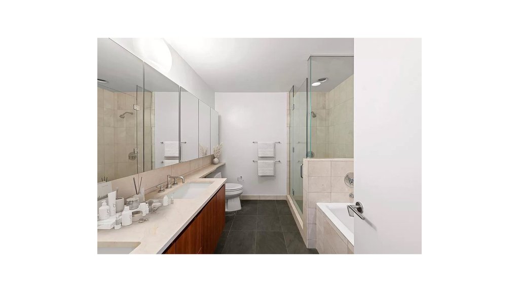 255 Hudson Street, Unit 5A photo 8