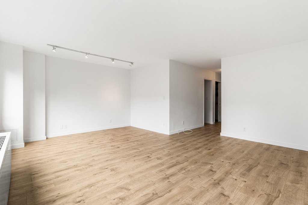 170 West End Avenue, Unit 15L photo 3