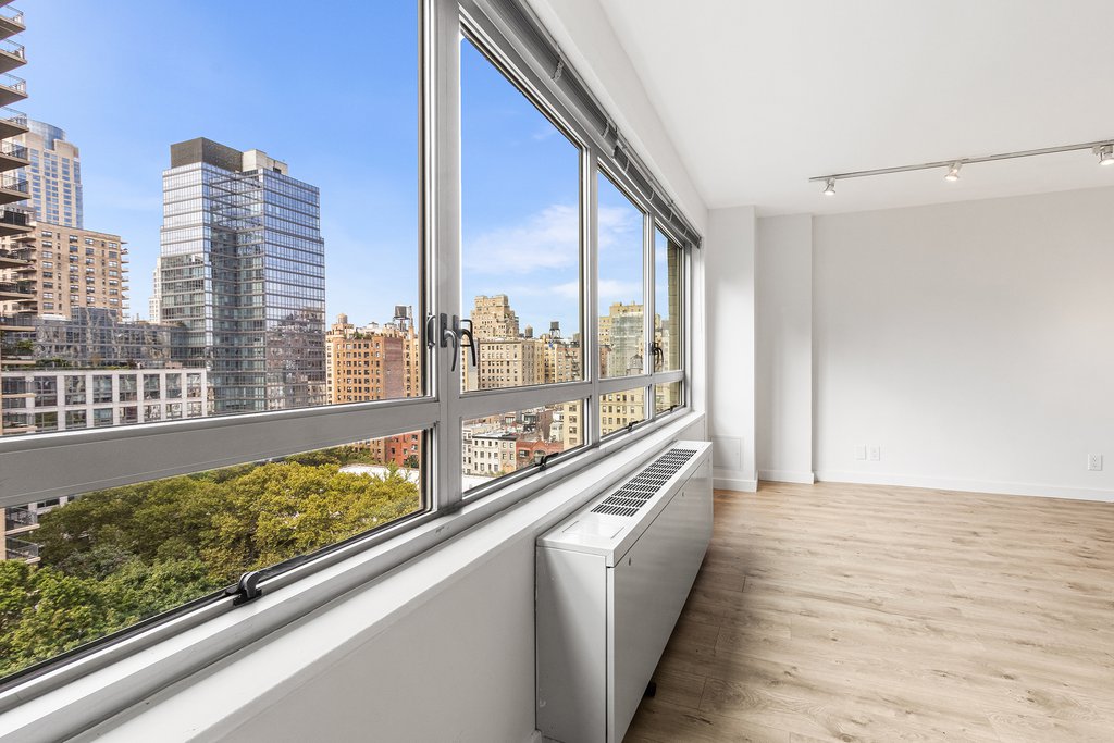 170 West End Avenue, Unit 15L photo 4
