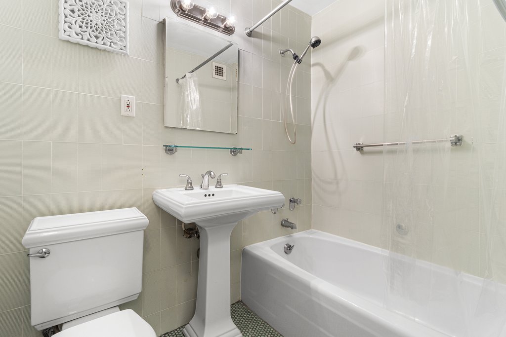 170 West End Avenue, Unit 15L photo 9