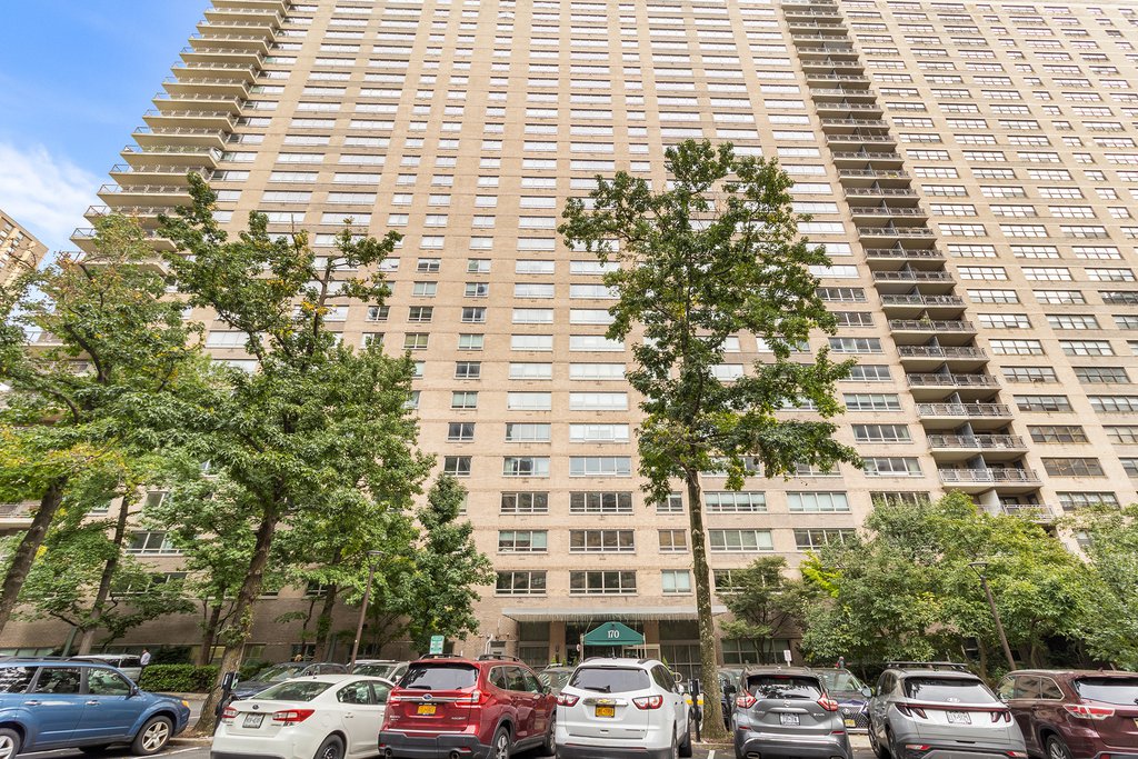 170 West End Avenue, Unit 15L photo 20