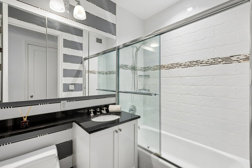 400 East 51st Street, Unit 9A photo 9
