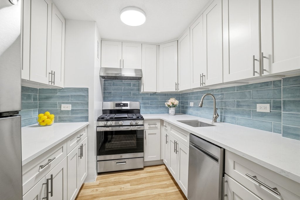 77 Fulton Street, Unit 4N