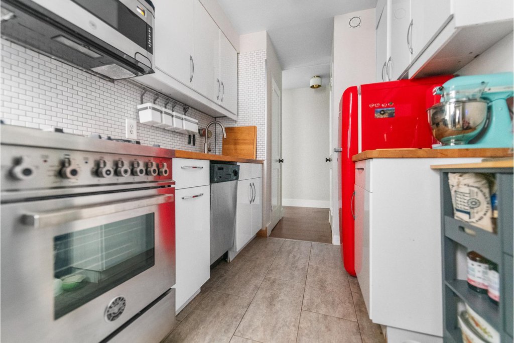 126 Riverside Drive, Unit 4B photo 12