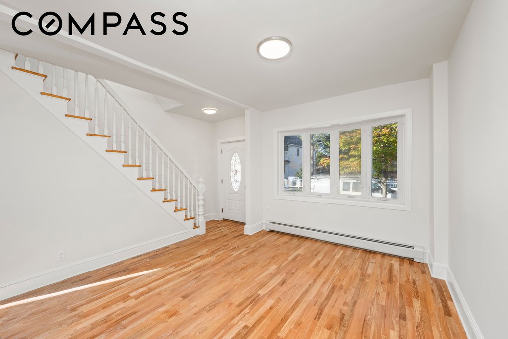 241 Simonson Avenue – For Sale photo 6